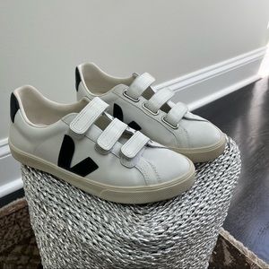 VEJA Recife rubber-trimmed leather sneakers -Size 37